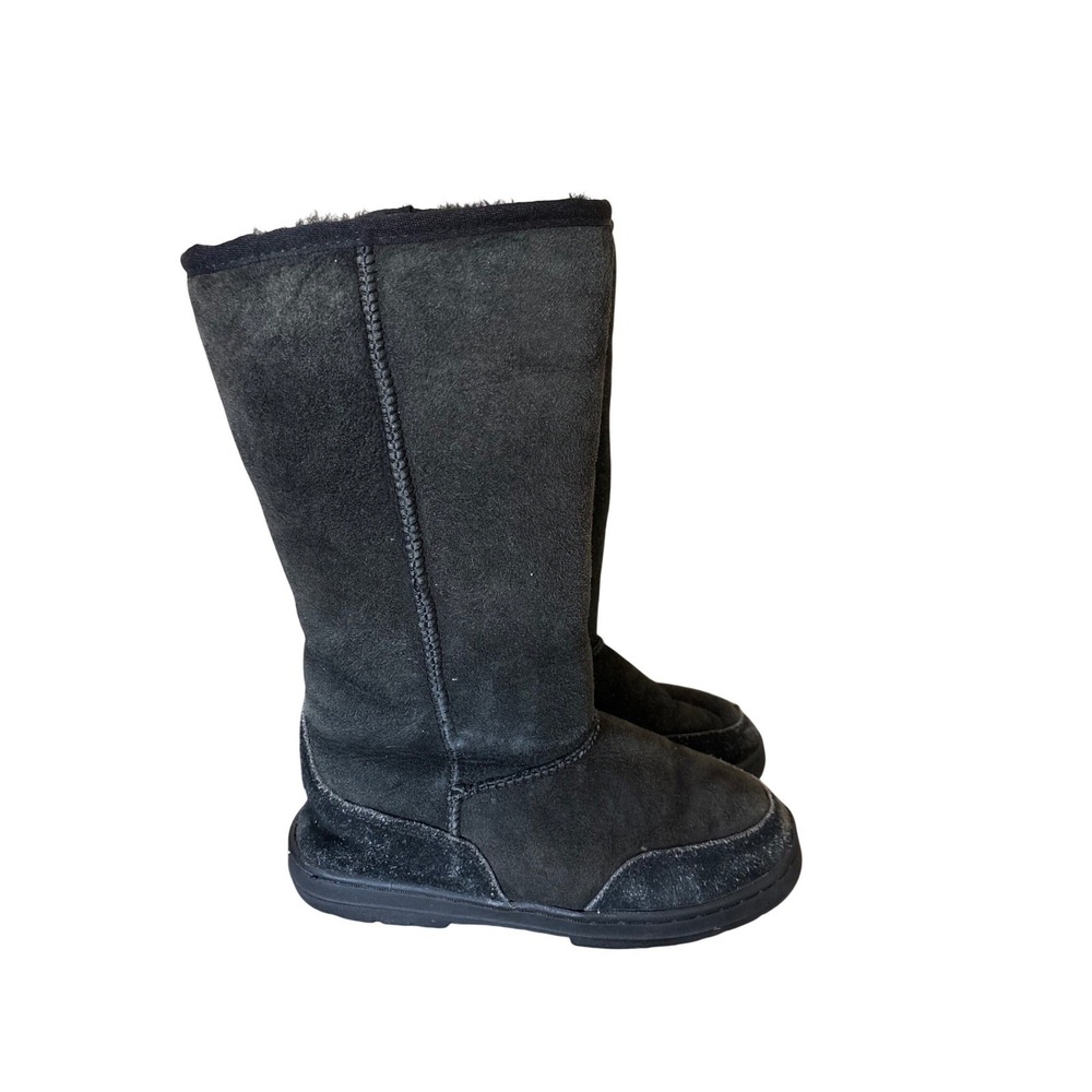 UGG Australia Tall Size 5 Black Suede Sheepskin Boots cozy‎ leisure boho cottage